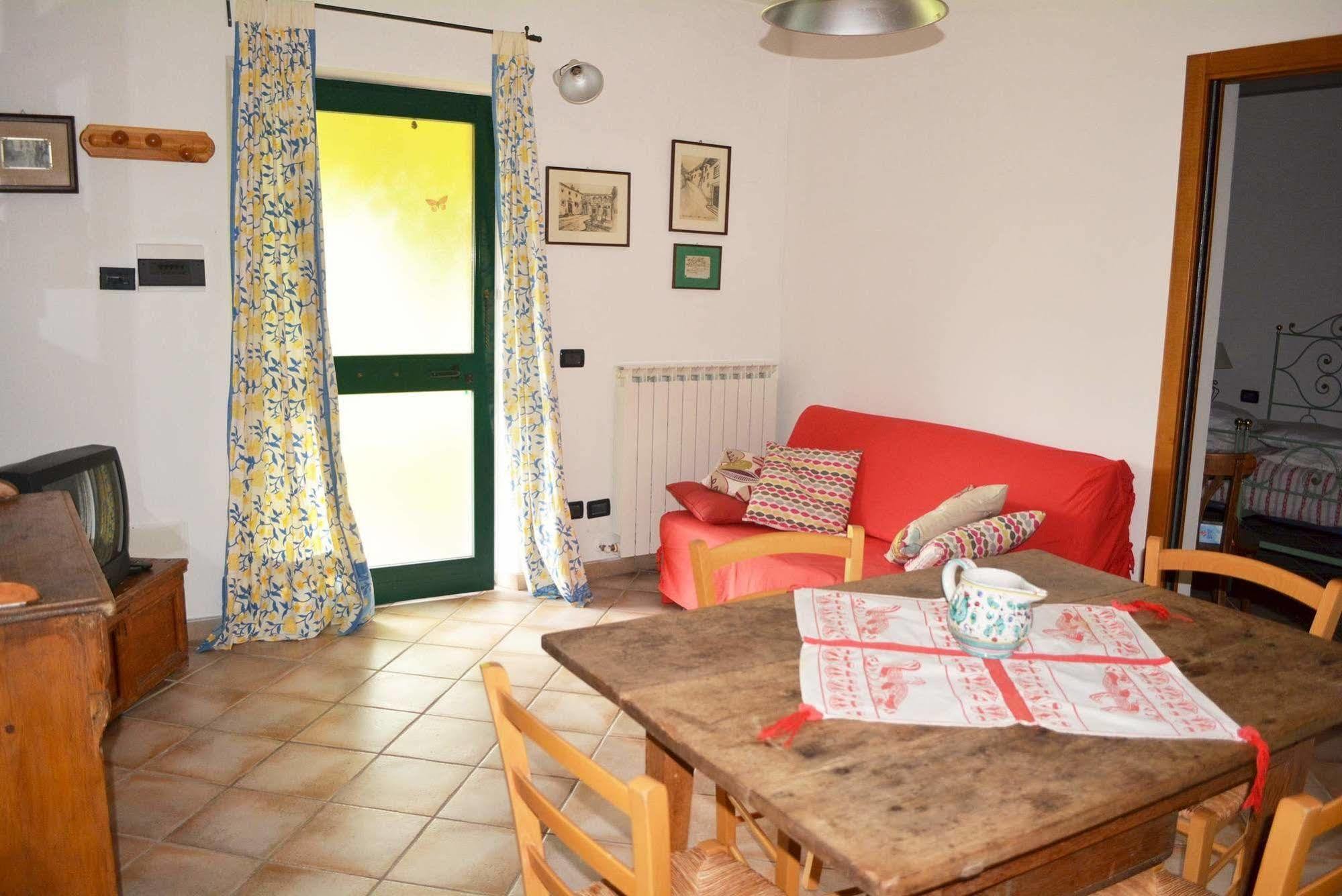 La Volpe E L'uva Alloggio per agriturismo Perugia